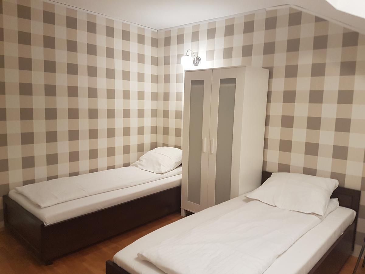 Duszka Hostel Warsaw Exterior photo